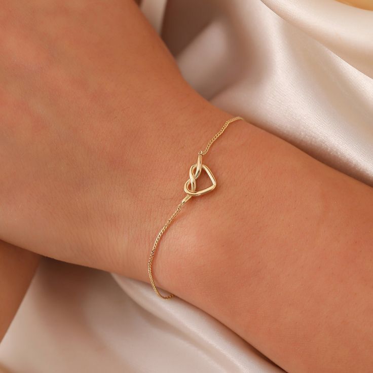 Infinity Heart Link Bracelet