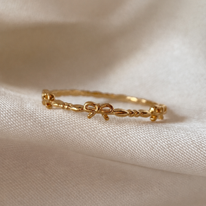 Bow Charm Gold Ring
